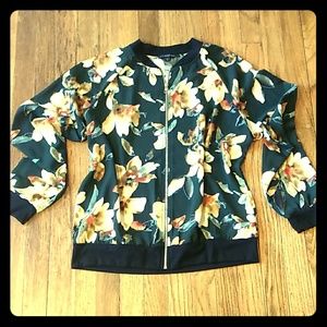 Floral Zip-up Top